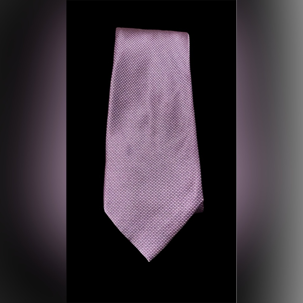 Brioni Purple Silk Tie with Textured Pattern